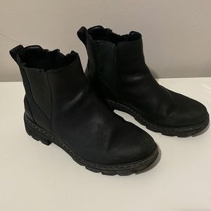 Sorel Lennox waterproof leather chelsea boot W9